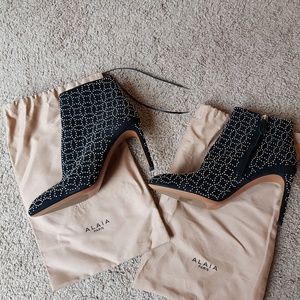 Alaia Paris booties